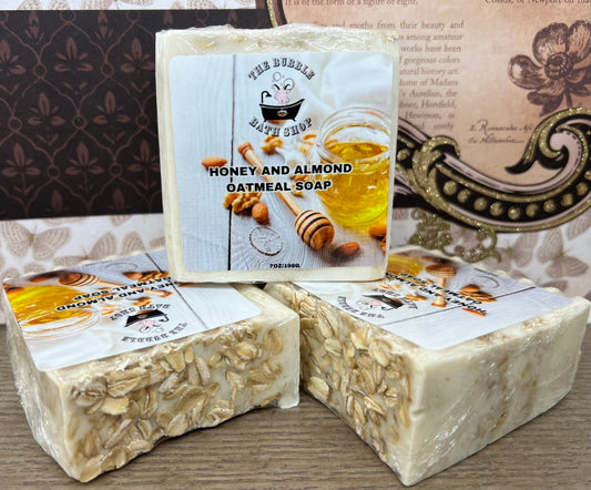 HONEY AND ALMOND OATMEAL SOAP 7OZ