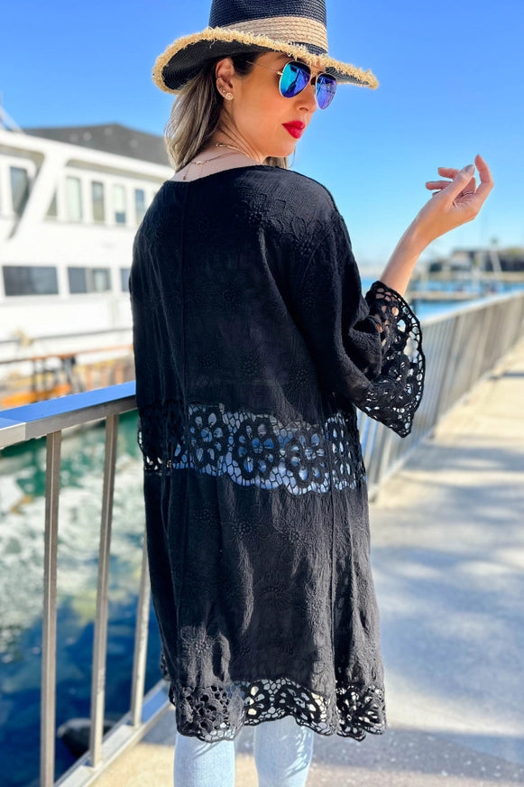 KIMONO BLACK FLORAL LACE