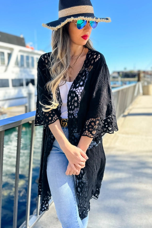 KIMONO BLACK FLORAL LACE